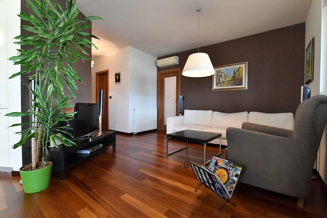 公寓 City Penthouse Vita 普拉